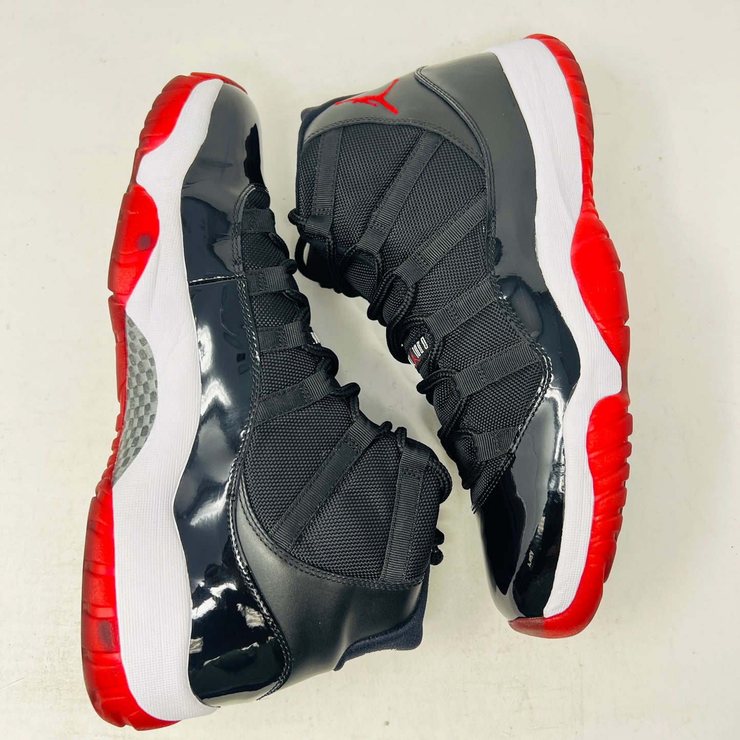 Jordan 11 Retro Playoffs (2012)