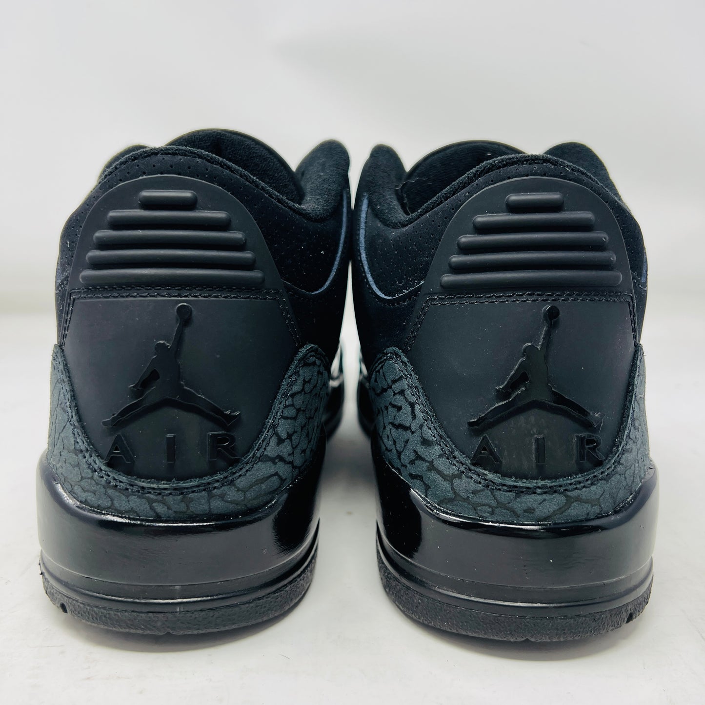 Jordan 3 Retro Black Cat (2025)