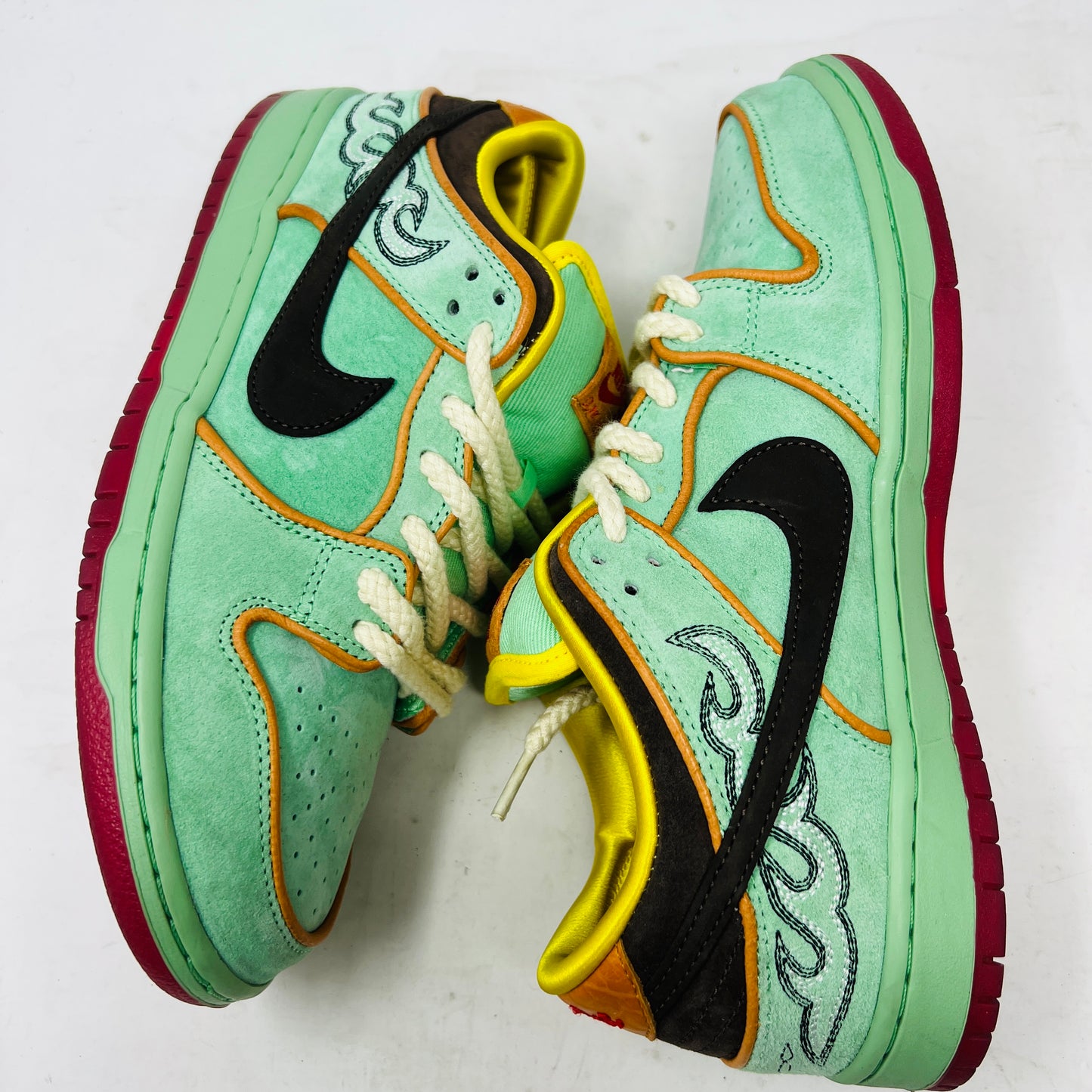 Nike SB Dunk Low Rodeo Tourmaline