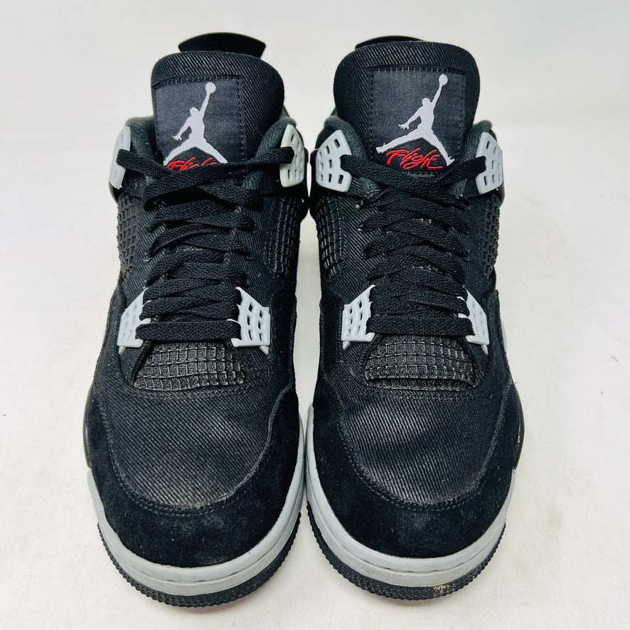 A Jordan 4 Retro SE Black Canvas sneaker in 8/10 condition sits on its shoebox. It features netted side panels, a visible air unit in the heel, and a Jumpman logo on the tongue. The box is marked with size 9.5 and style details.