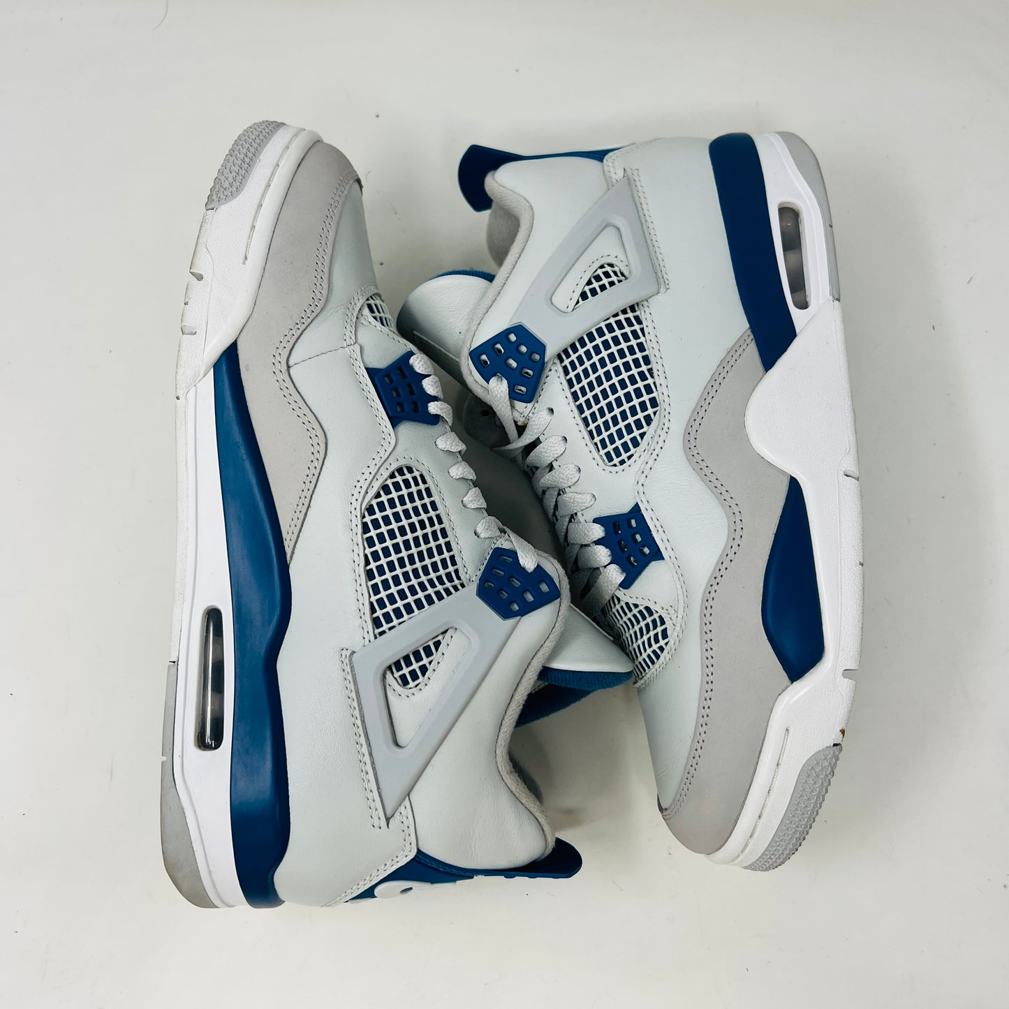 Jordan 4 Retro Military Blue (2024)