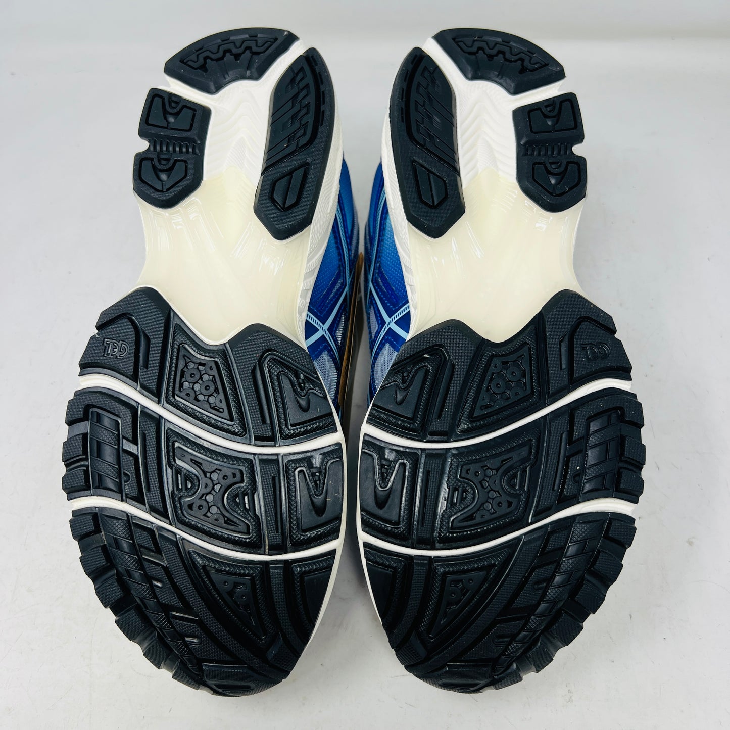 ASICS Gel-Nimbus 10.1 Kith Marvel vs. Capcom Iron Man vs. Mega Man Sealed Box (Comic Included)