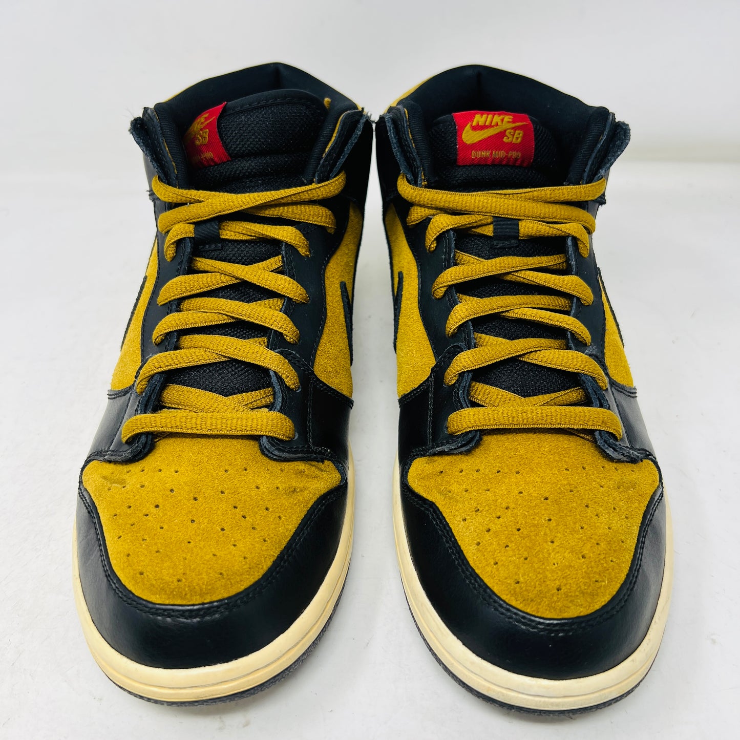 Nike SB Dunk Mid Golden Hops