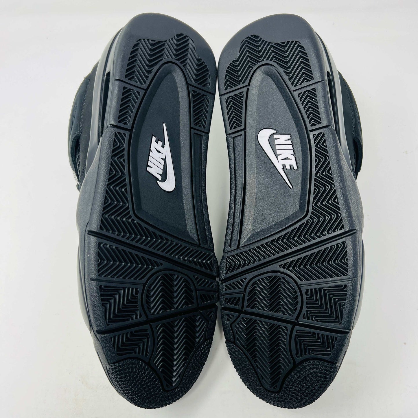 Jordan 4 Retro Black Cat (2025)