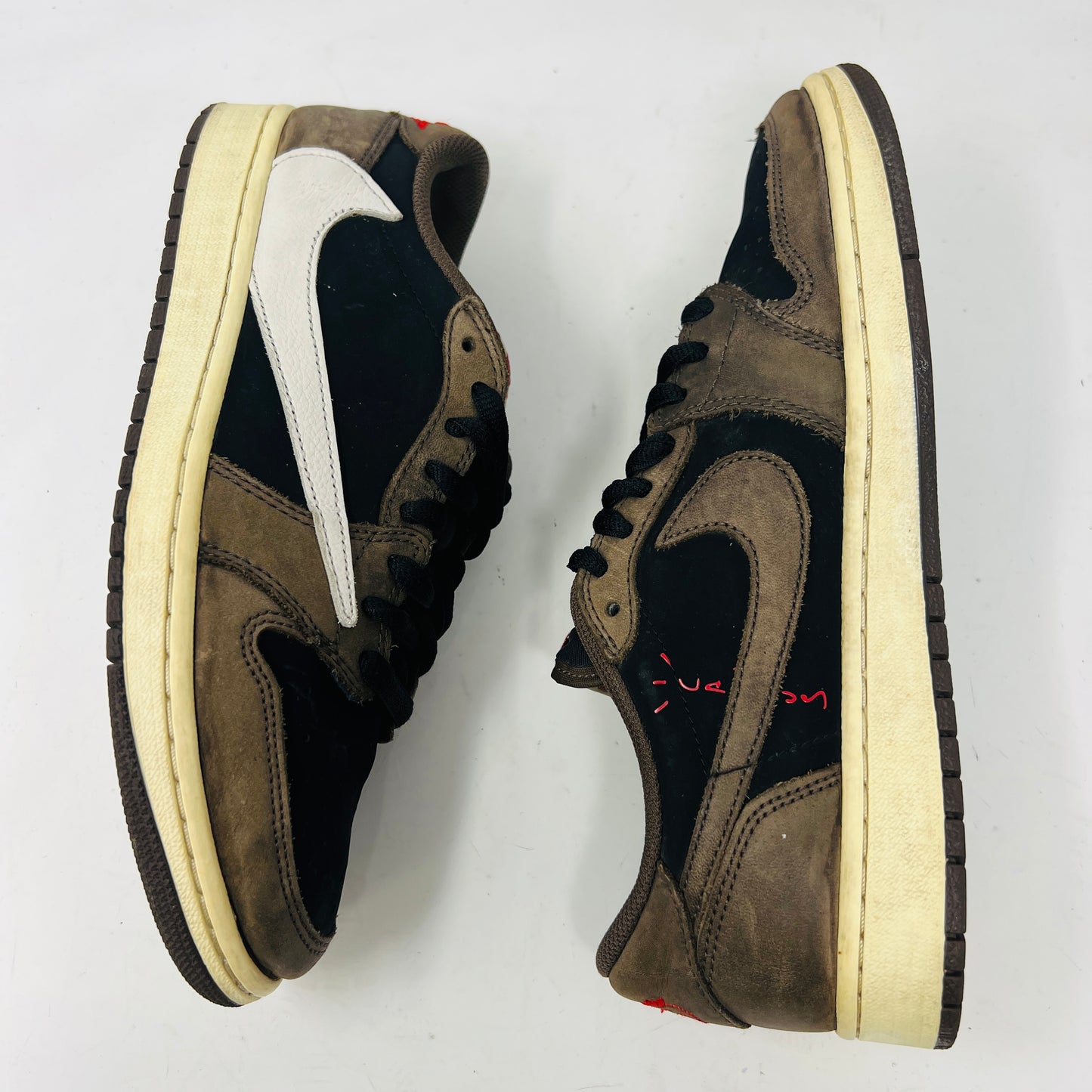 Jordan 1 Retro Low OG SP Travis Scott Mocha