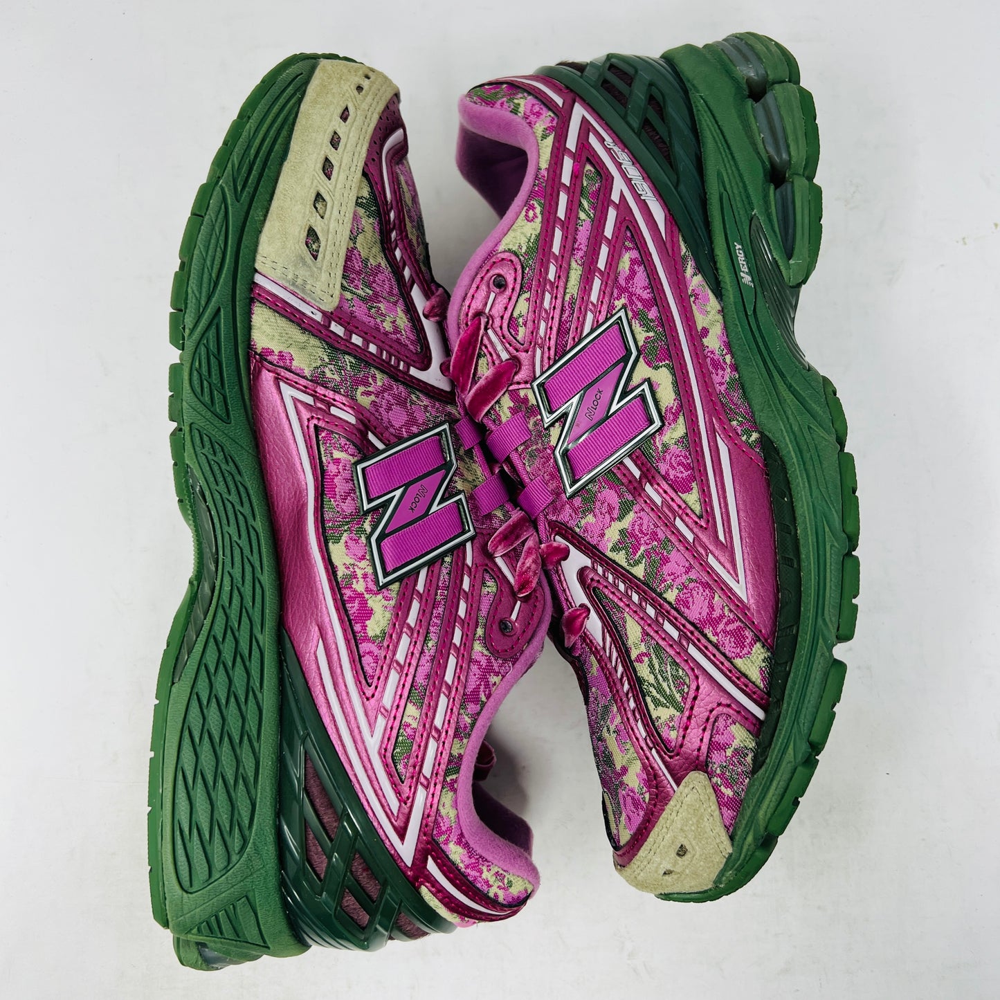 New Balance 1906R Jack Harlow Rose Runner (Standard Box)