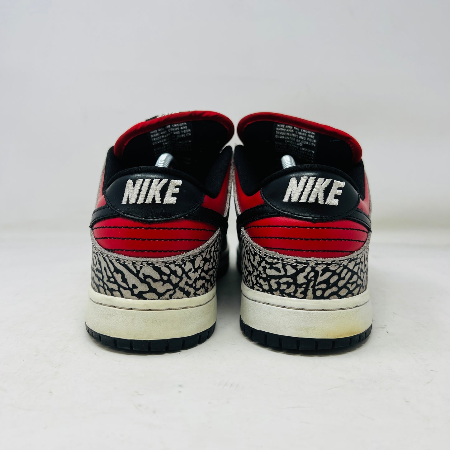 Nike SB Dunk Low Supreme Red Cement (2012)