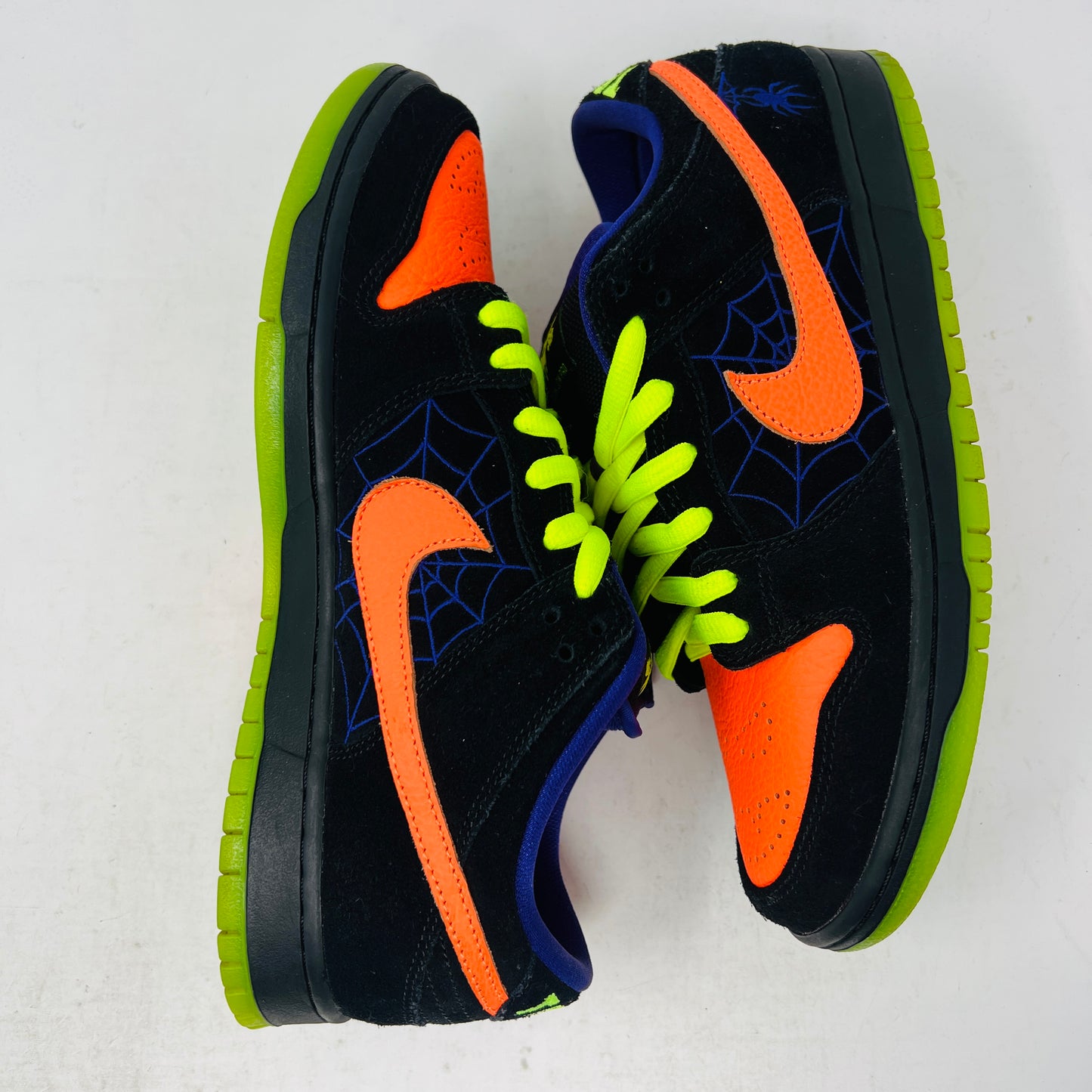 Nike SB Dunk Low Night of Mischief Halloween