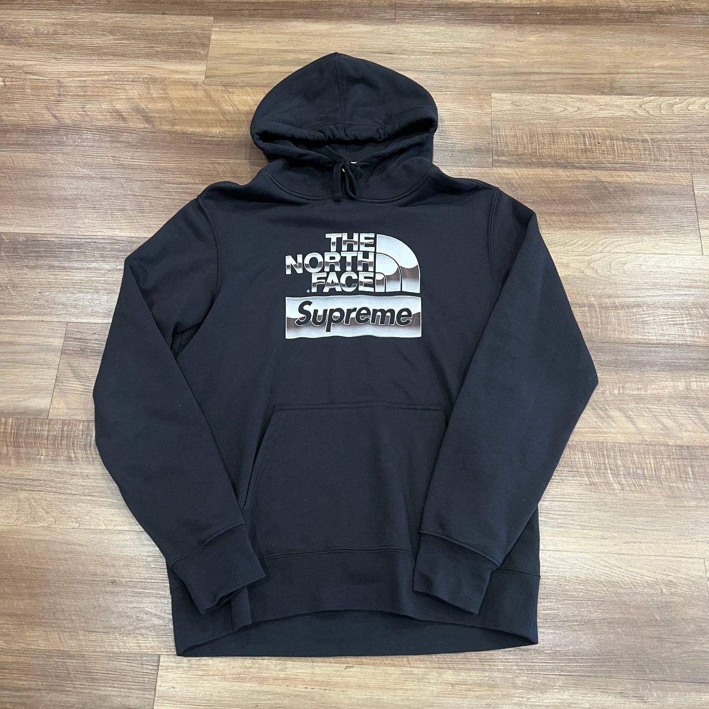 The North Face x Supreme Metallic Logo Graphic Print Hoodie Black