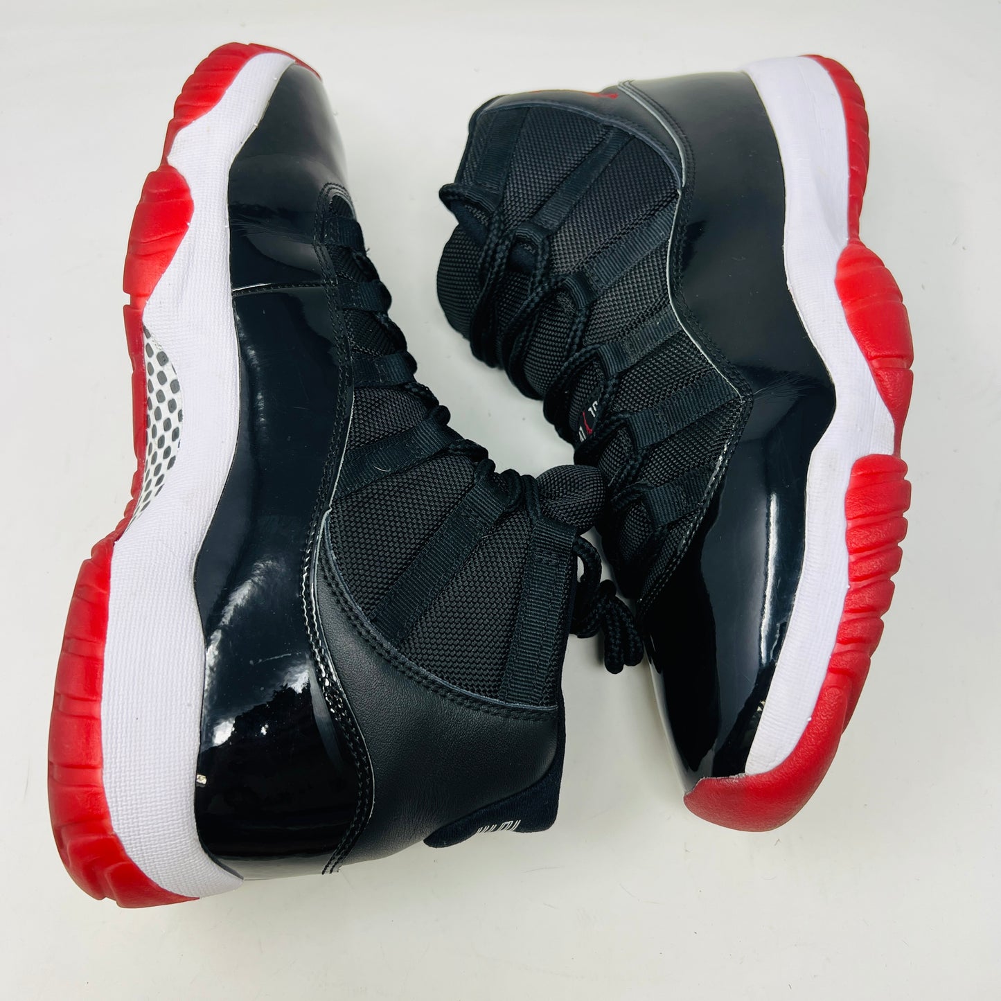 Jordan 11 Retro Playoffs Bred