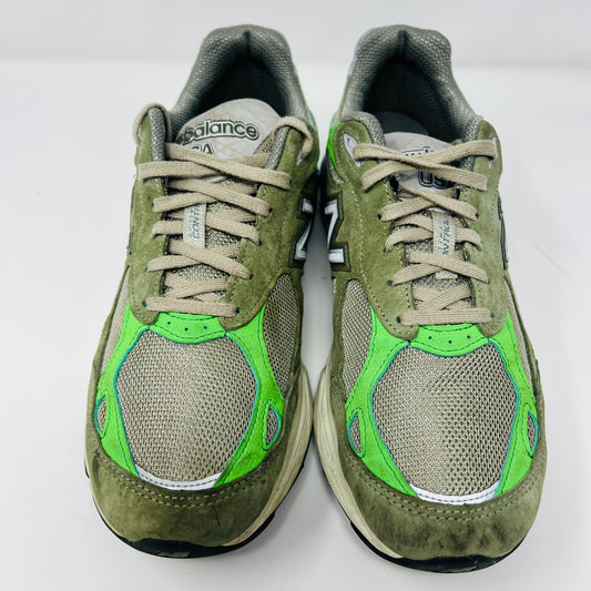 New Balance 990v3 MiUSA Patta Keep Your Family Close