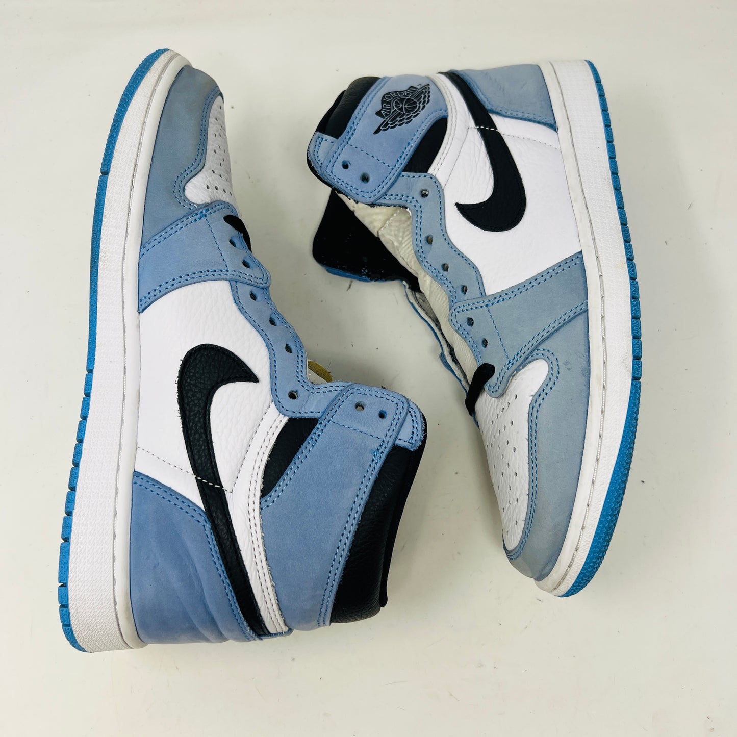 Jordan 1 Retro High OG University Blue