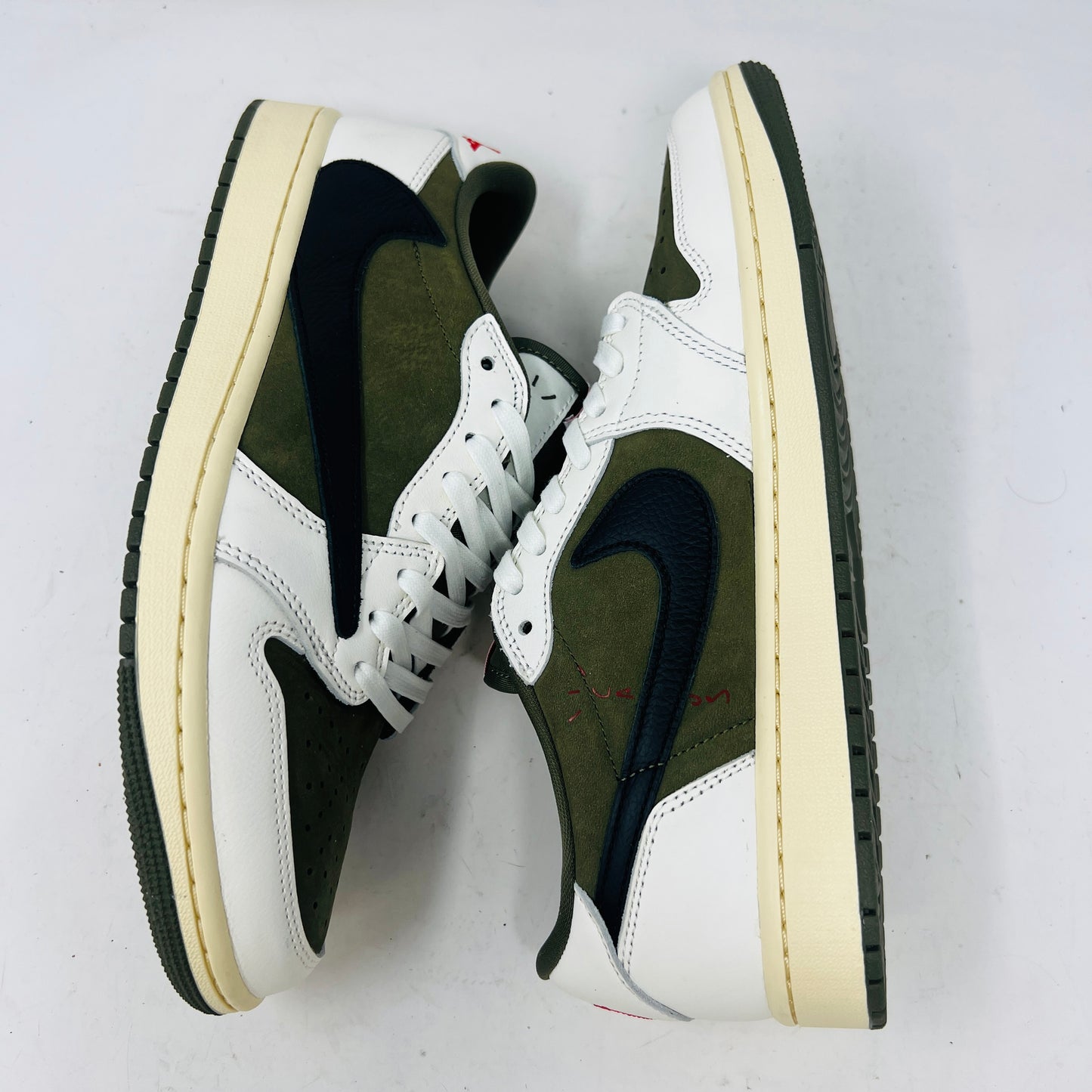 Jordan 1 Retro Low OG SP Travis Scott Medium Olive