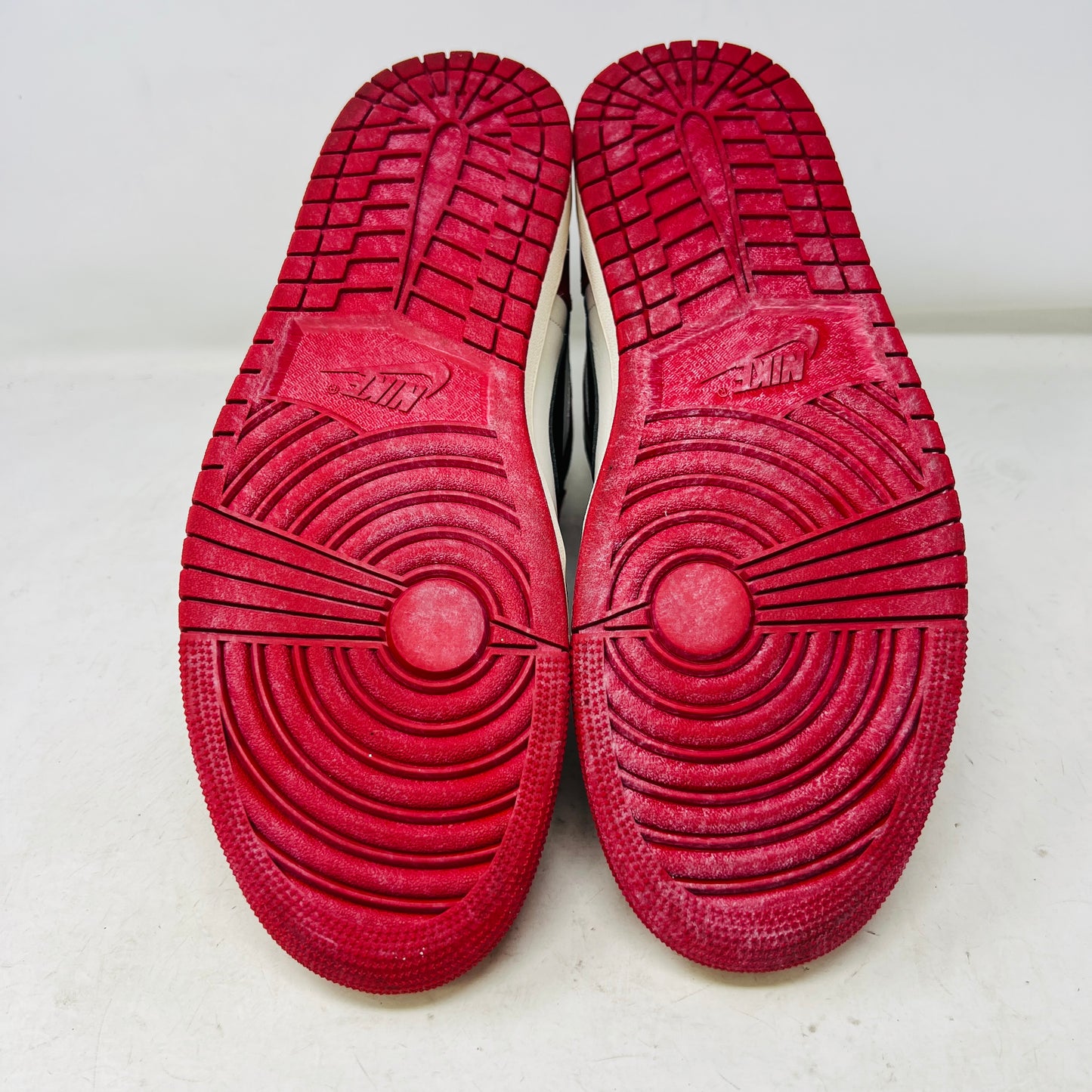 Jordan 1 Retro High OG Chicago Lost and Found
