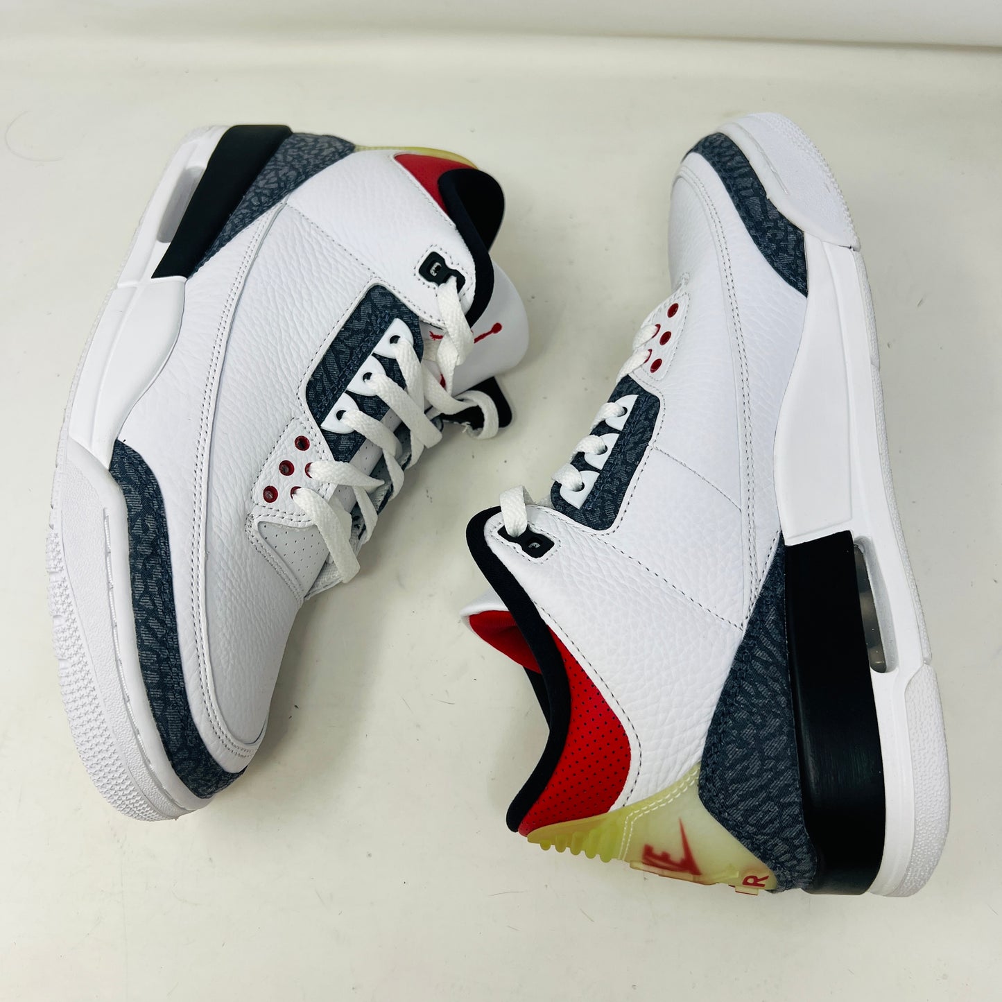 Jordan 3 Retro SE Fire Red Denim (2020)