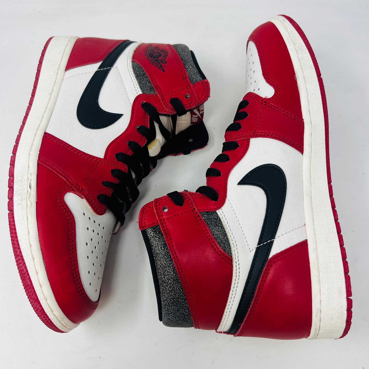 Jordan 1 Retro High OG Chicago Lost and Found
