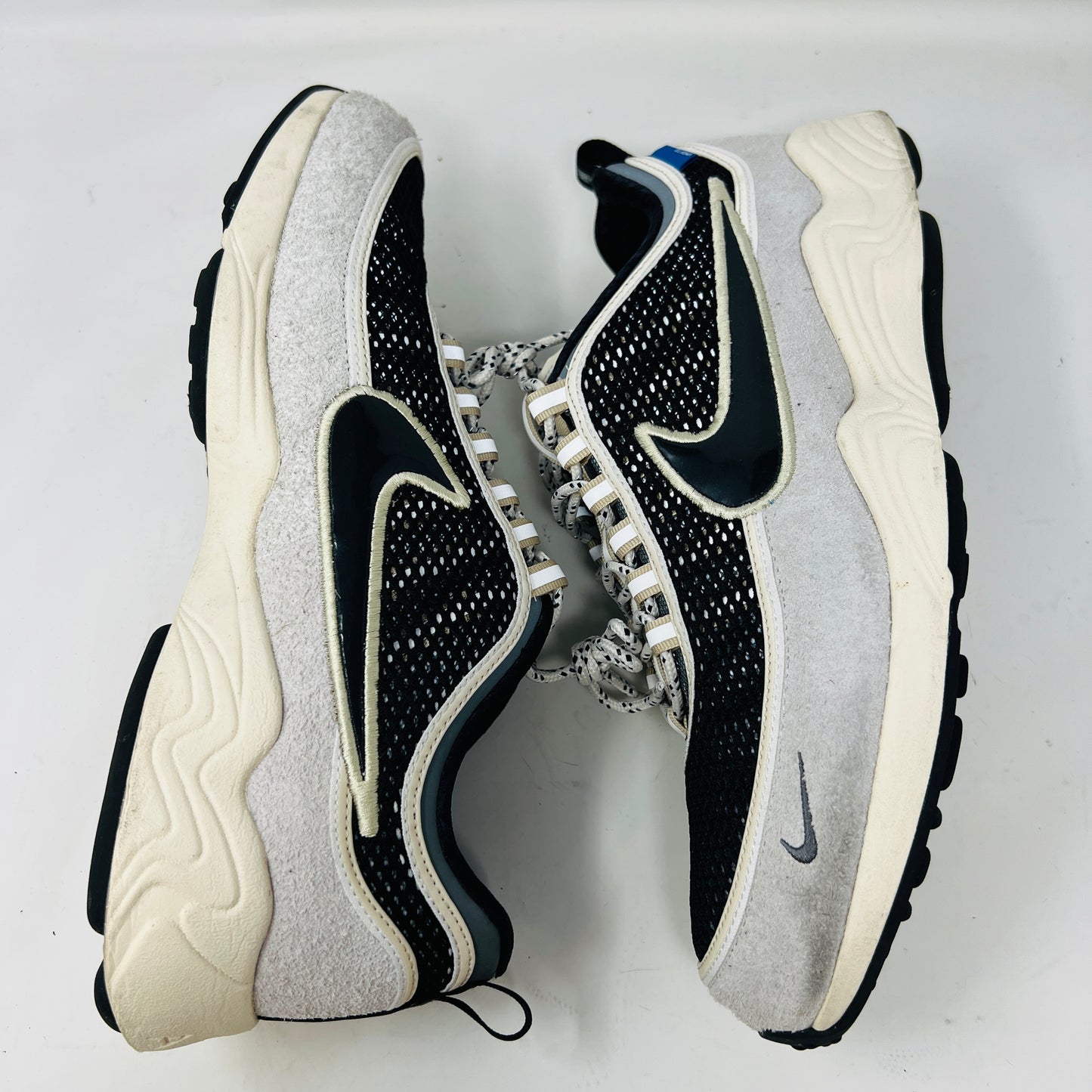 Nike Air Zoom Spiridon Undefeated Phantom