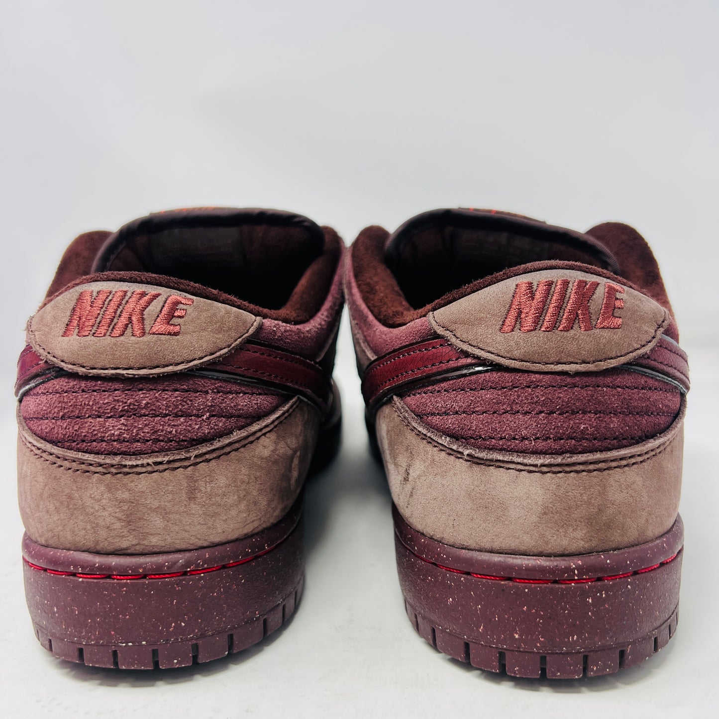 Nike SB Dunk Low City of Love Burgundy Crush