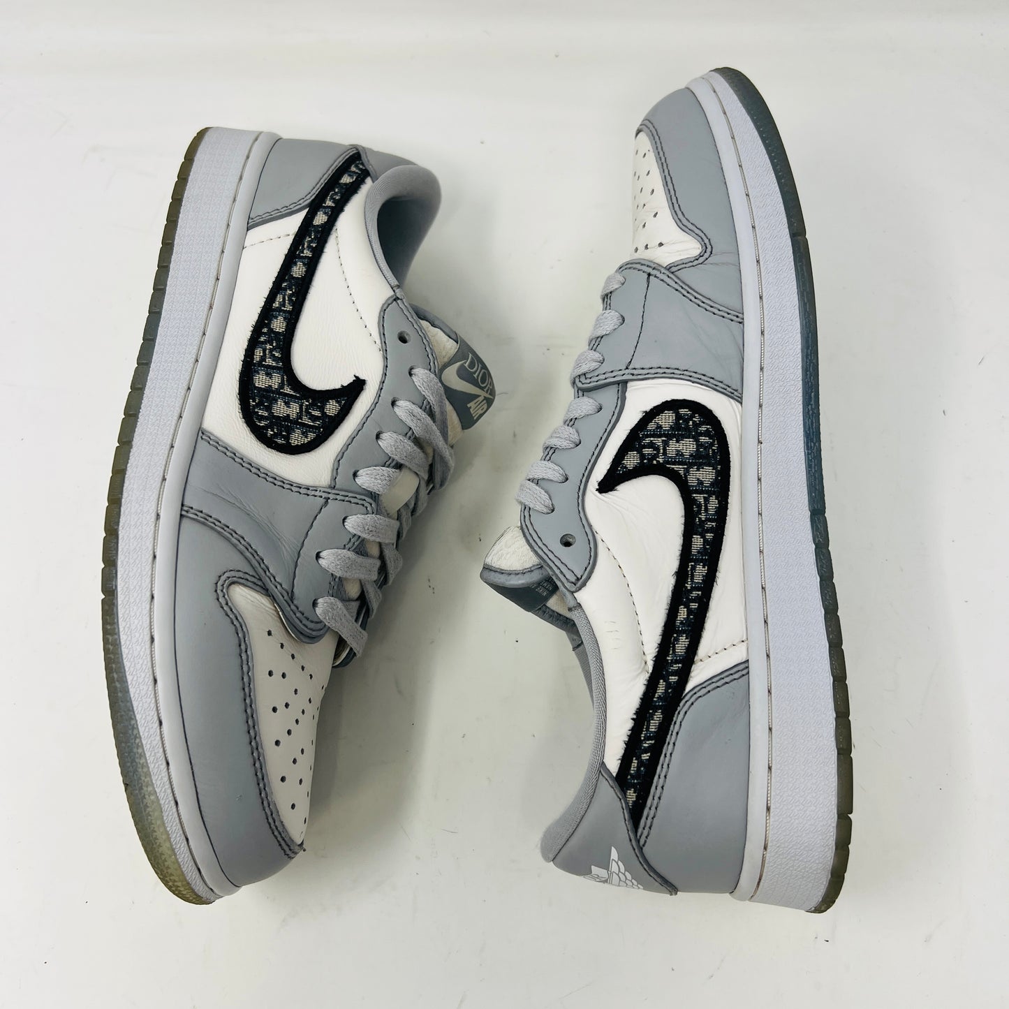 Jordan 1 Retro Low Dior (Sample Pair)