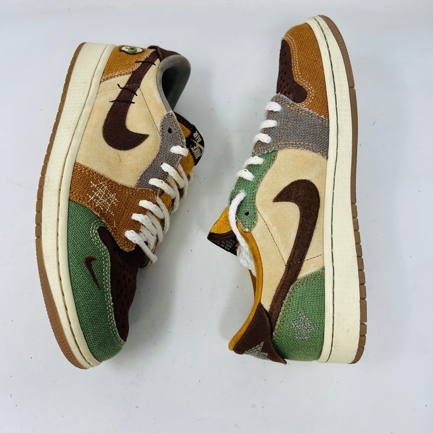 Jordan 1 Retro Low OG Zion Williamson Voodoo