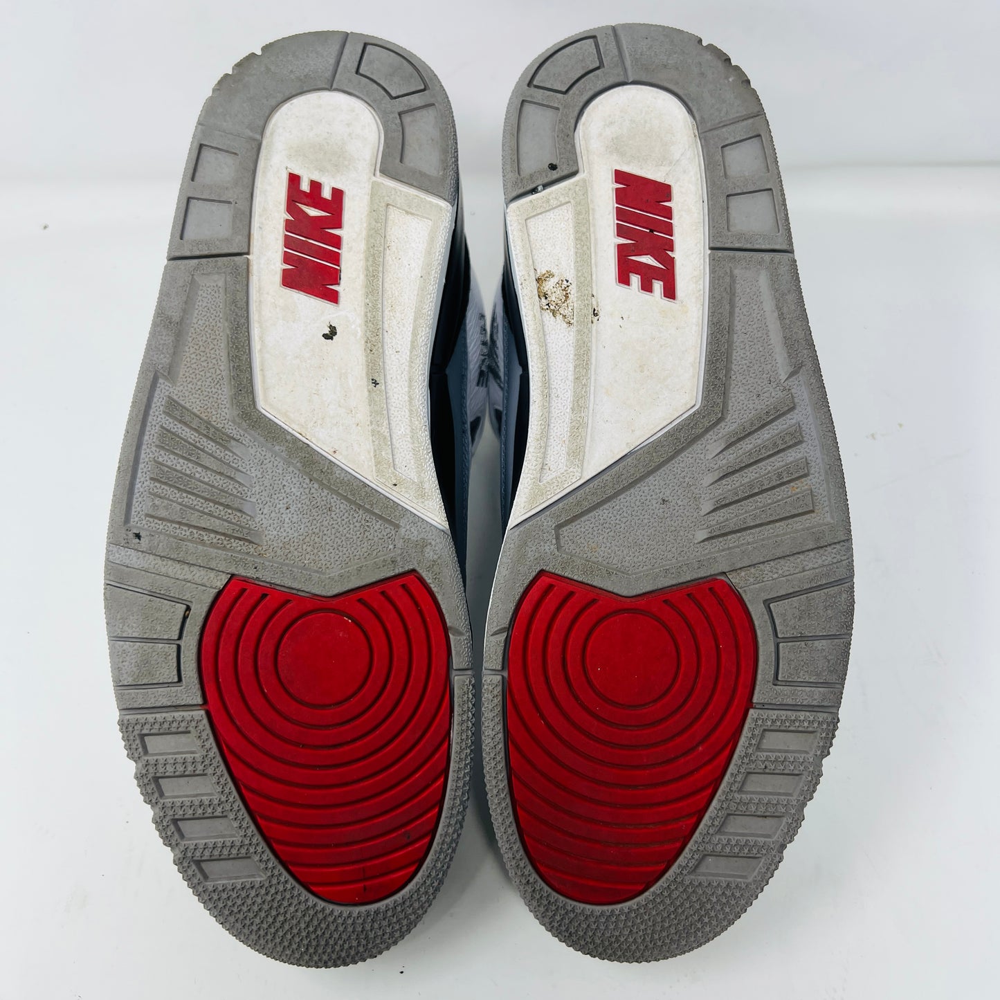 Jordan 3 Retro Tinker Hatfield
