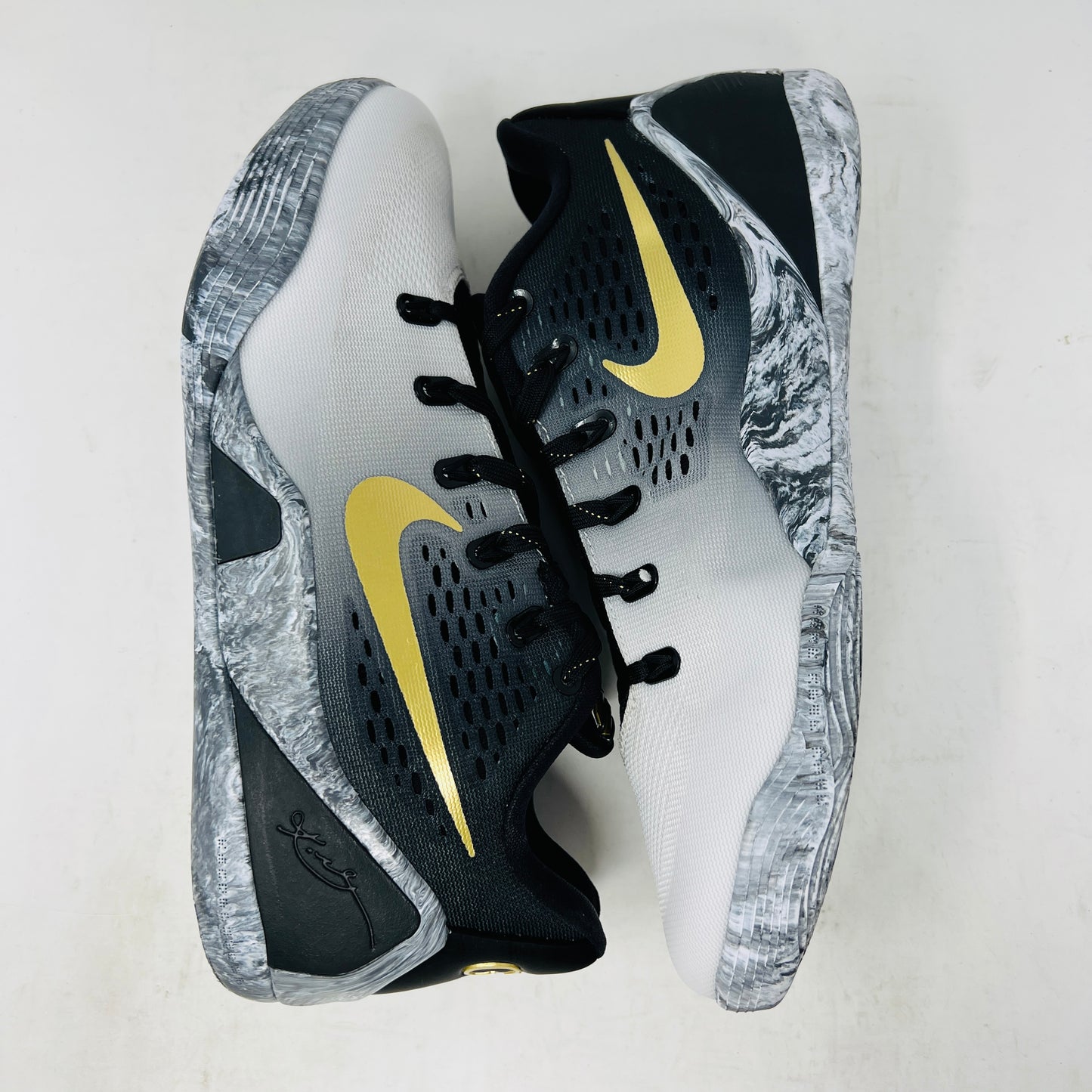 Nike Kobe 9 EM Low Protro Mambacita