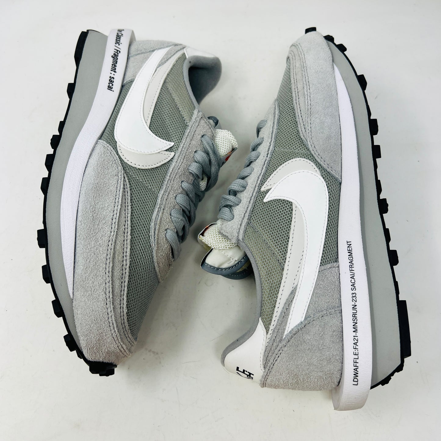 Nike LD Waffle SF sacai Fragment Grey
