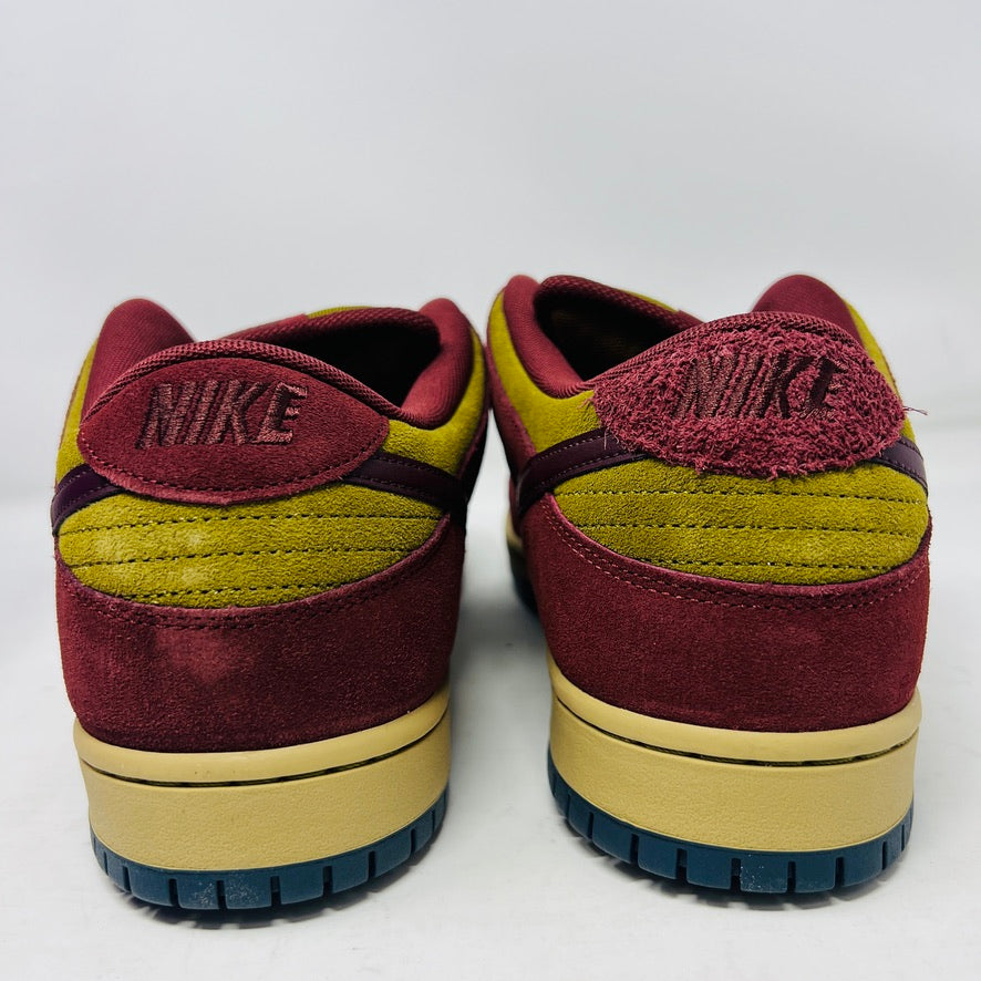 Nike SB Dunk Low Dark Team Red Olive Flak