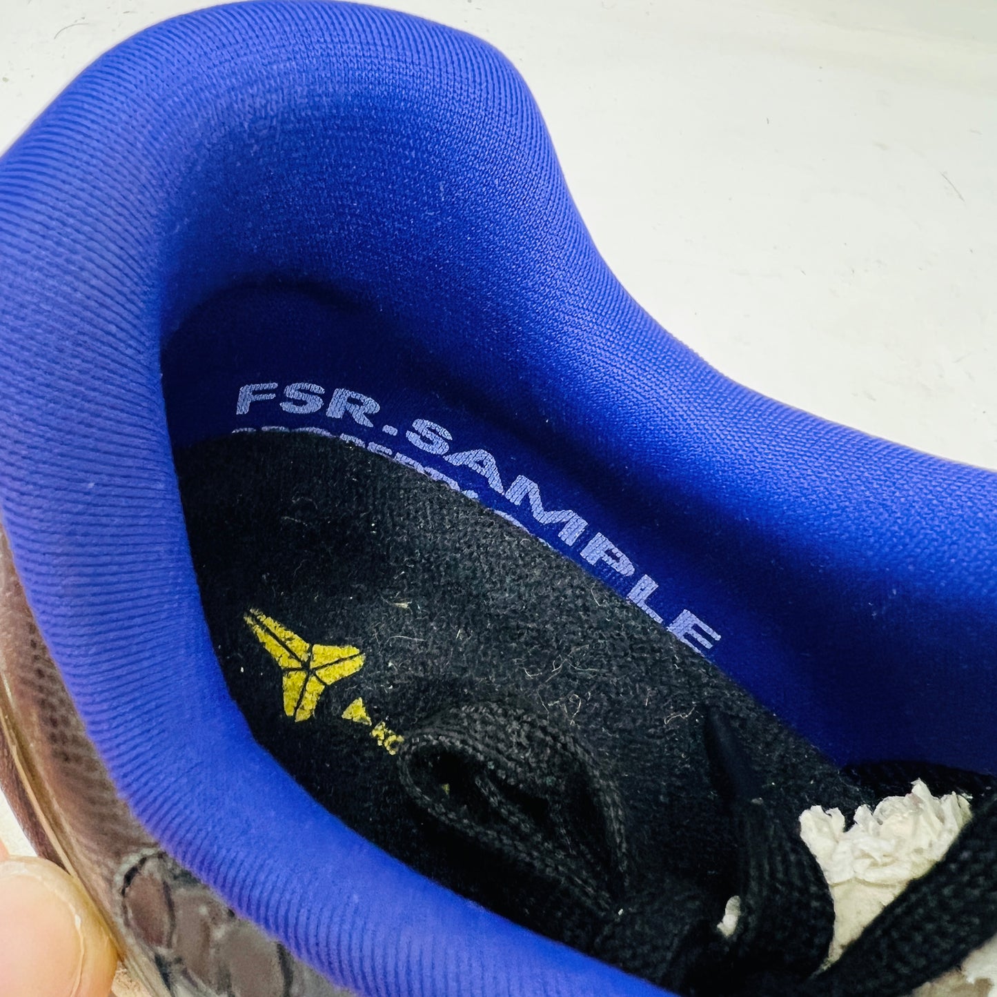 Freinds And Family Nike SB Eric Koston Kobe (SAMPLE)
