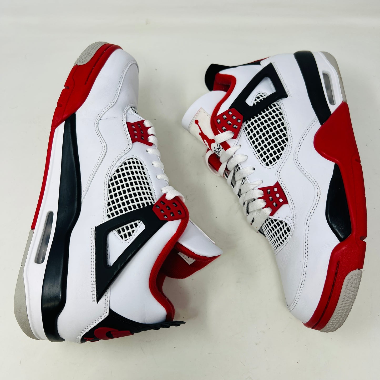 Jordan 4 Retro Fire Red (2020)