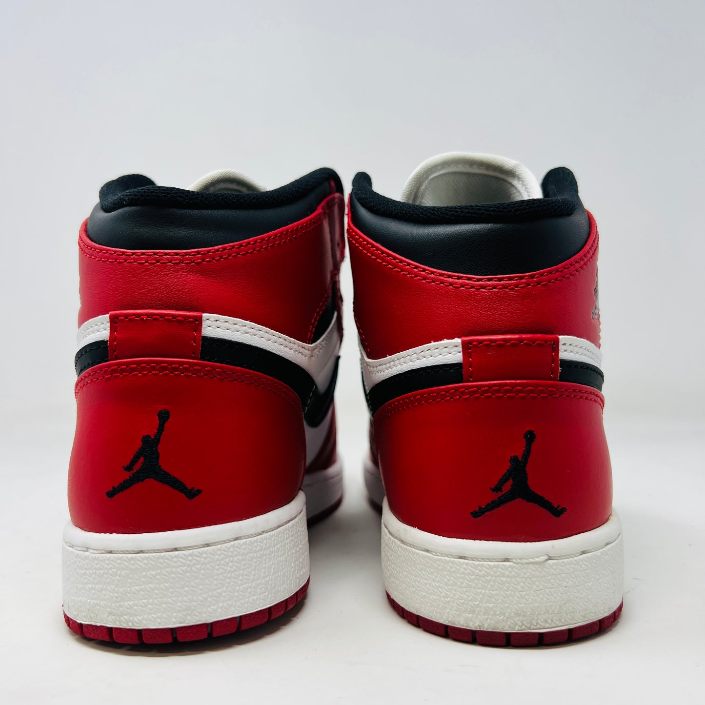 Jordan 1 Retro Chicago (2013)