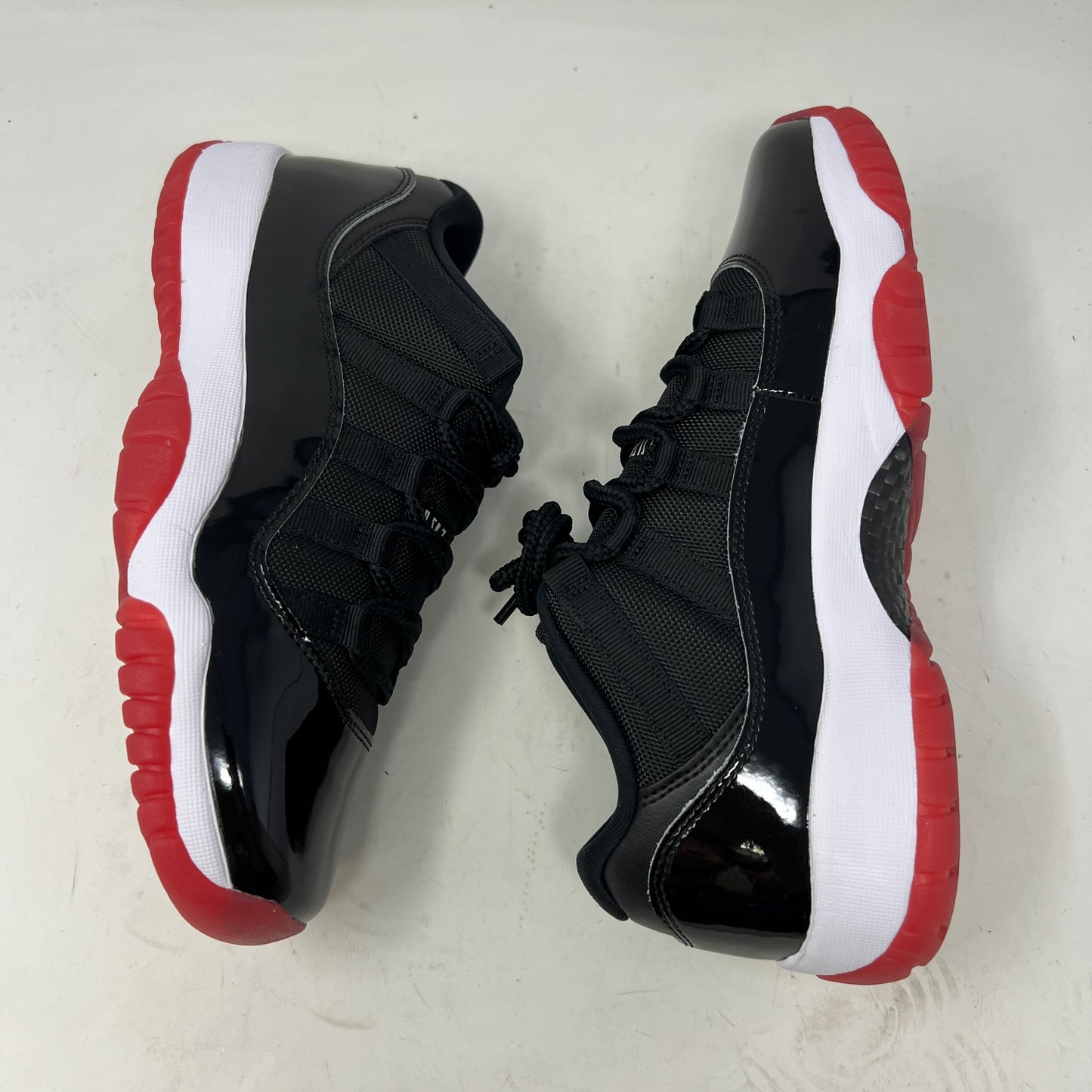 Jordan 11 Retro Low Bred (GS) (2025)