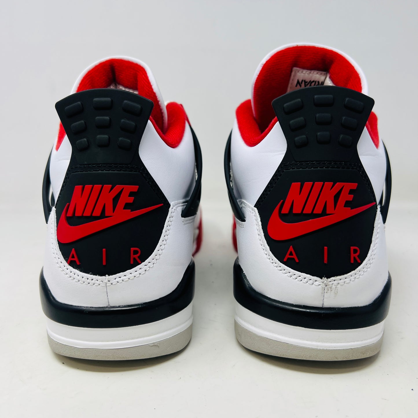 Jordan 4 Retro Fire Red (2020)