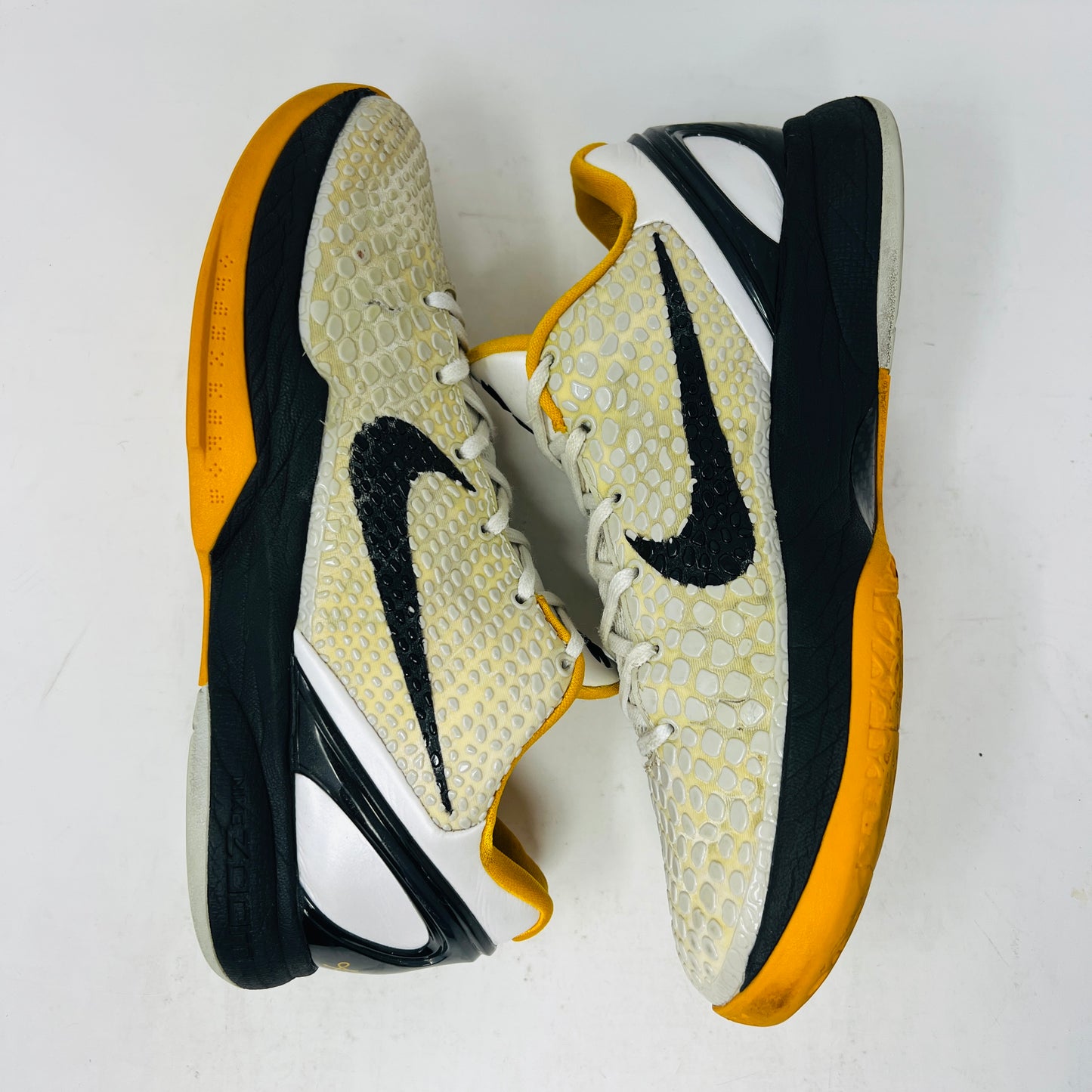 Kobe 6 Protro Playoff Pack White Del Sol