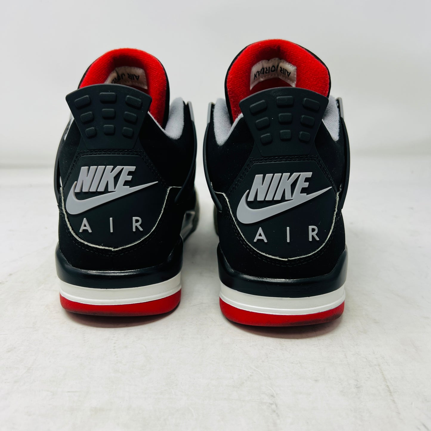 Jordan 4 Retro Bred (2019)