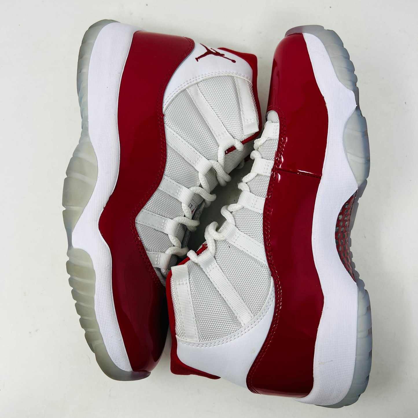Jordan 11 Retro Cherry (2022)