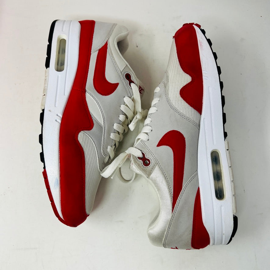 Nike Air Max 1 Anniversary Red sneakers in white and red, 2018 restock, 8.5/10 condition, on original box.