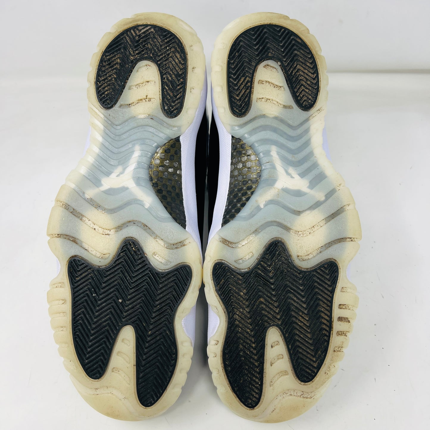 Jordan 11 Retro DMP Gratitude (2023)