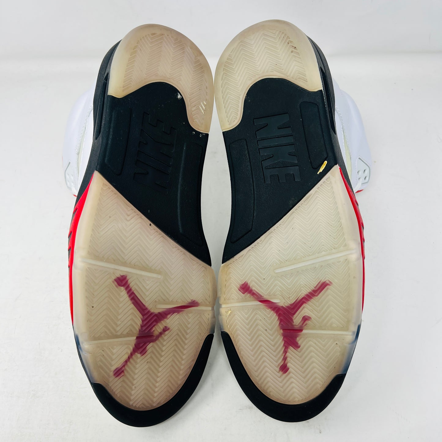 Jordan 5 Retro Fire Red Silver Tongue (2020)