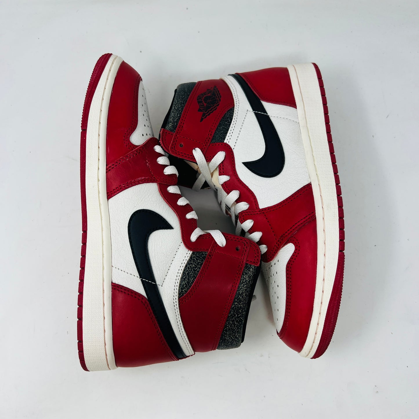 Jordan 1 Retro High OG Chicago Lost and Found