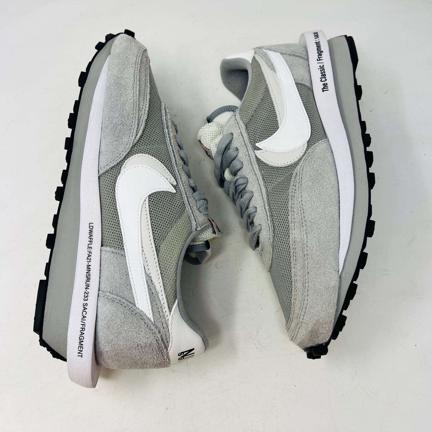 Nike LD Waffle SF sacai Fragment Grey