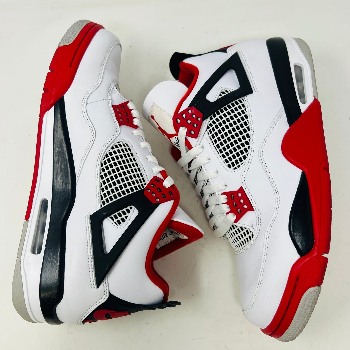 Jordan 4 Retro Fire Red