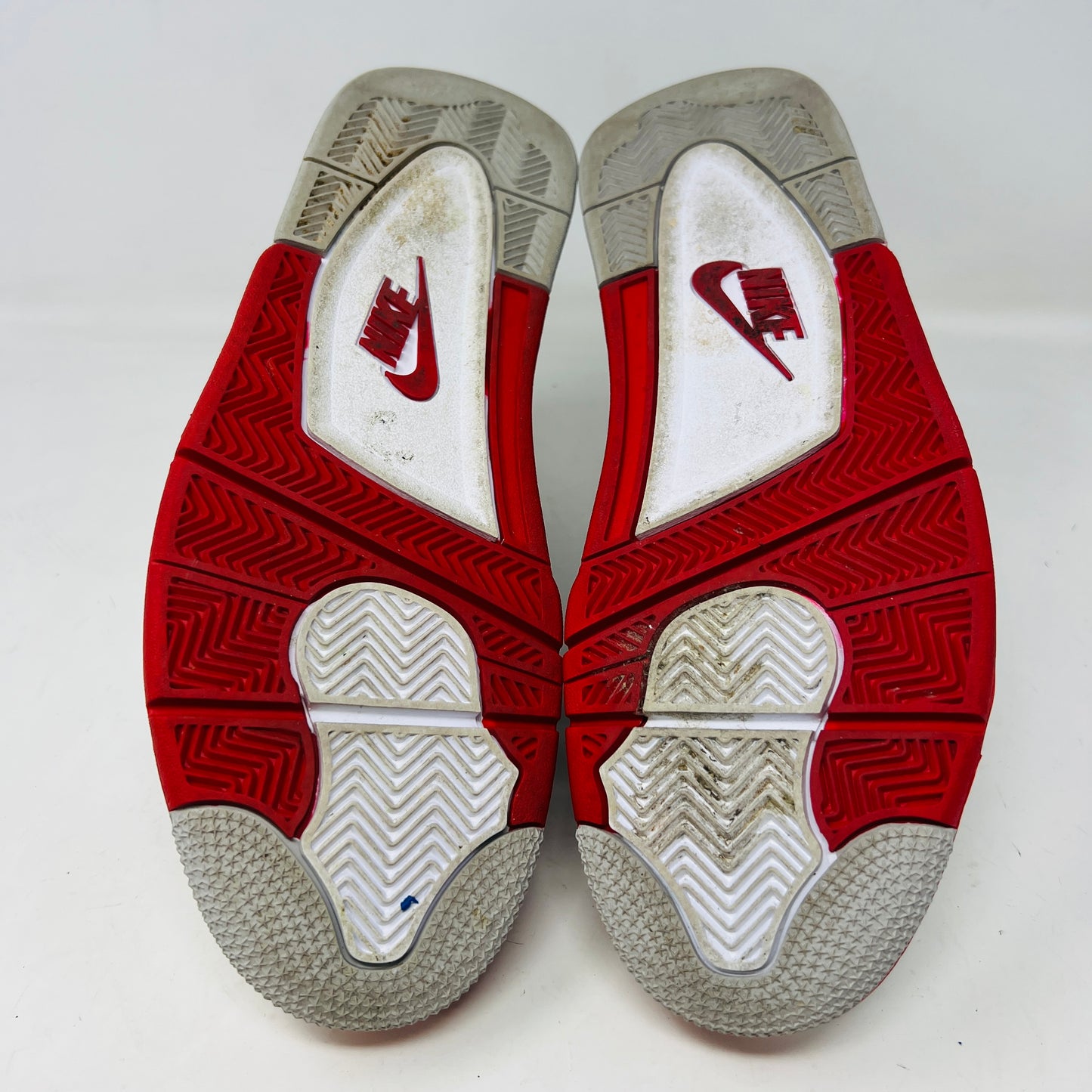 Jordan 4 Retro Fire Red (2020)