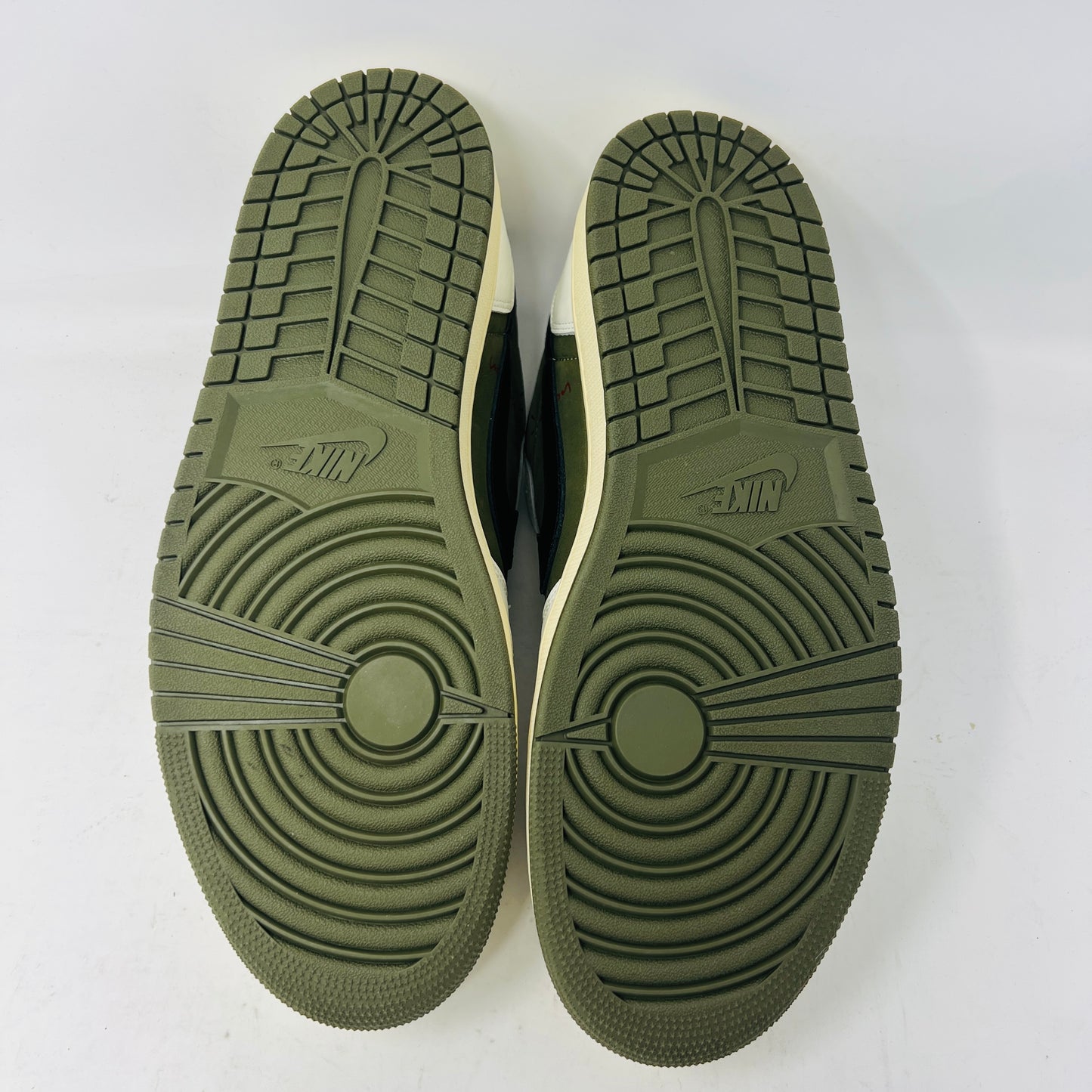 Jordan 1 Retro Low OG SP Travis Scott Medium Olive