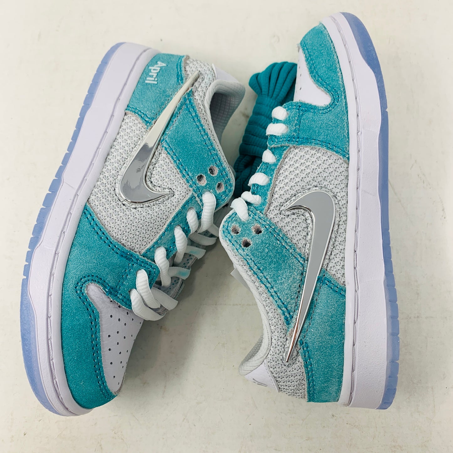 Nike SB Dunk Low April Skateboards (PS)