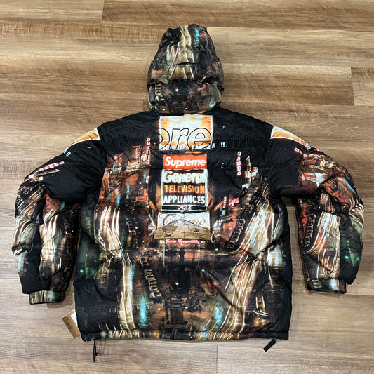 Supreme The North Face 800-Fill Half Zip Hooded Pullover Times Square