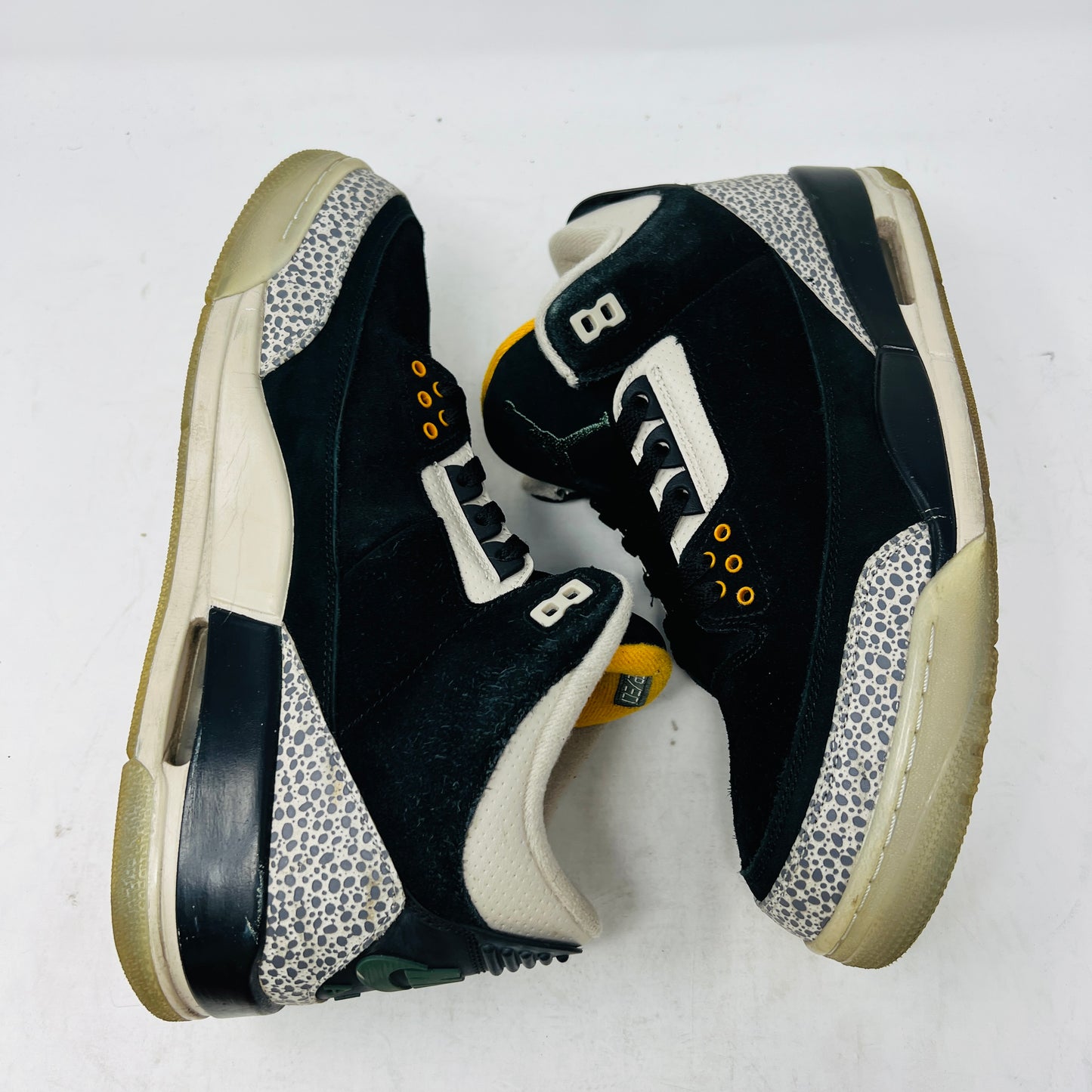 Jordan 3 Retro atmos