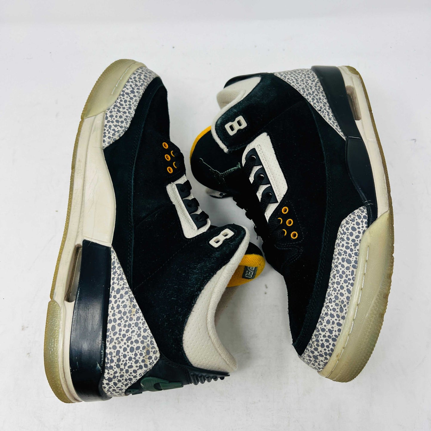 Jordan 3 Retro atmos