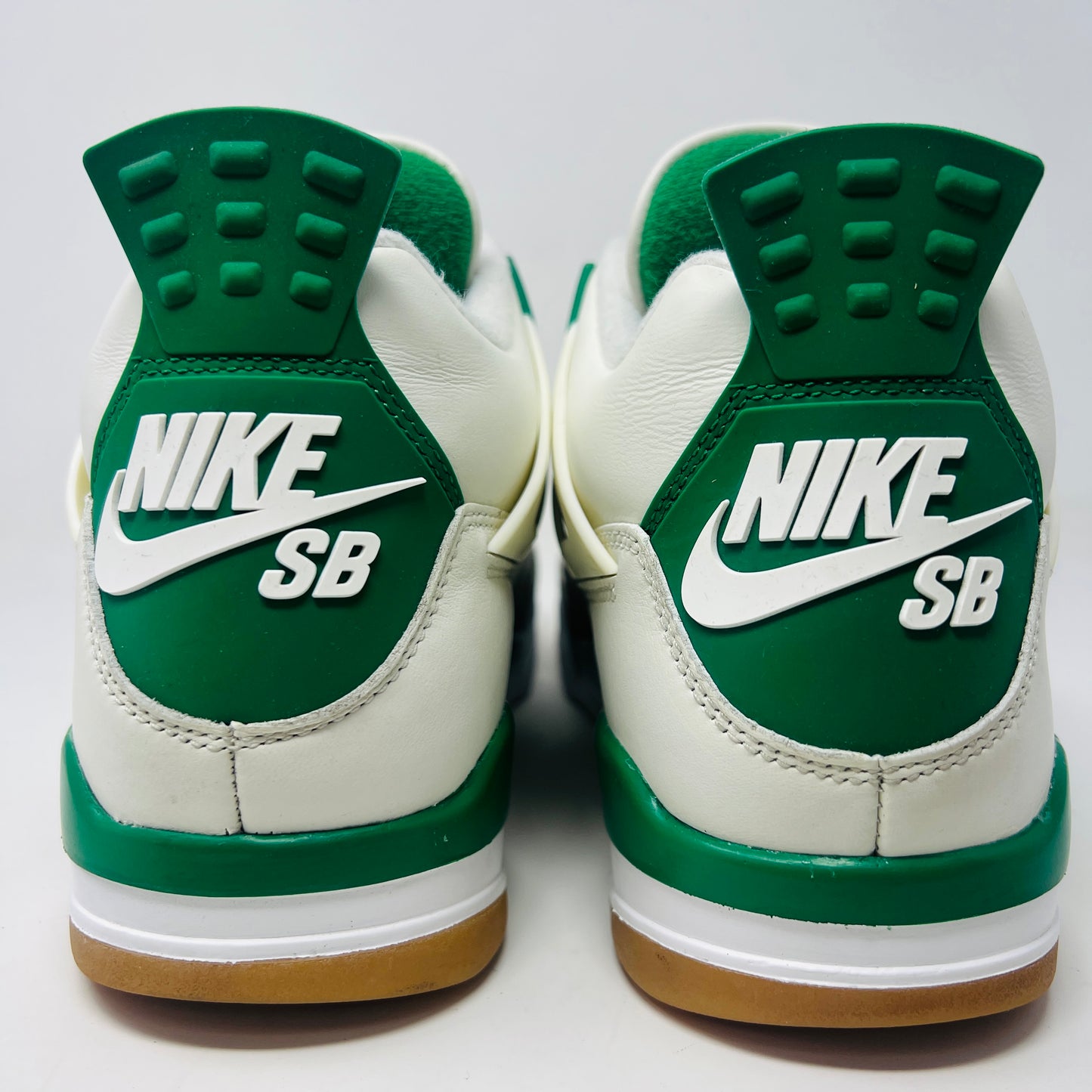 Jordan 4 Retro SB Pine Green