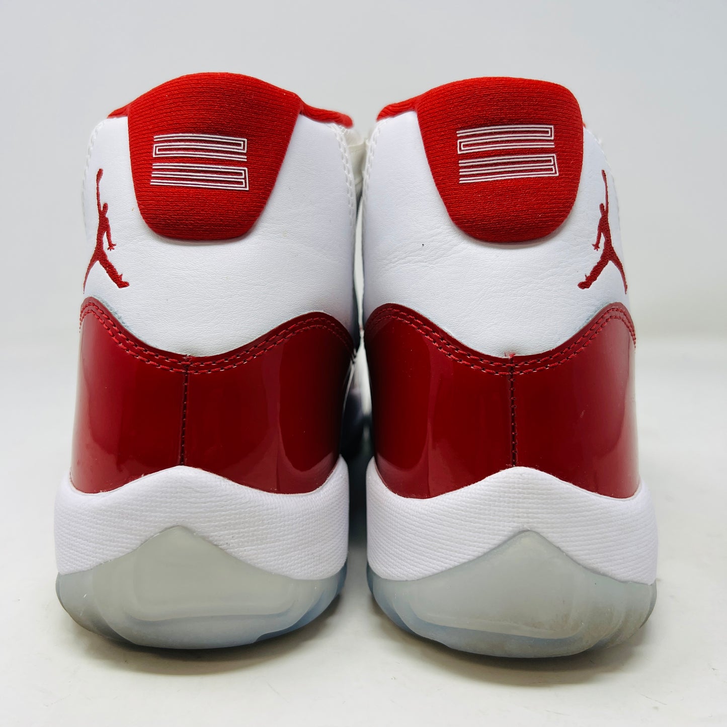 Jordan 11 Retro Cherry (2022)